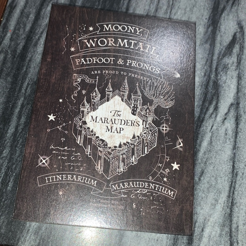 NWT Marauders map plaque
